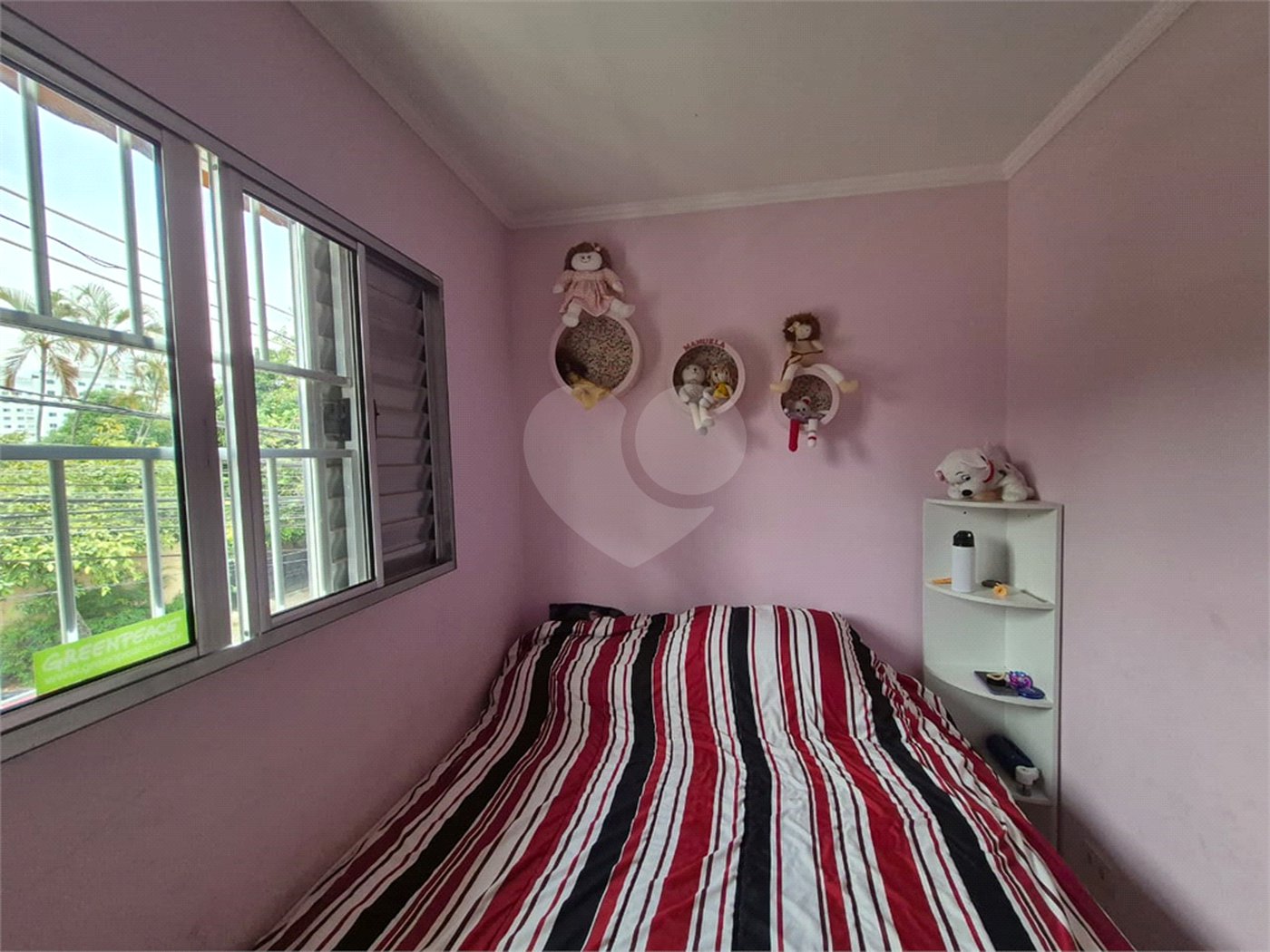 Casa à venda com 4 quartos, sendo 1 suíte, no condomínio Residencial Alto da Lapa II, São Paulo - SP