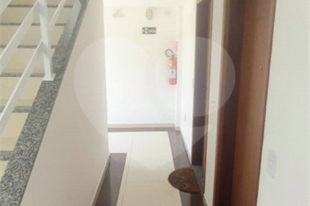 Apartamento à venda com 2 quartos, sendo 1 suíte, em Fluminense, São Pedro da Aldeia, RJ