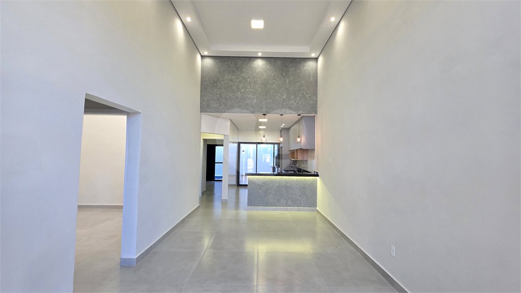 Casa à venda com 3 quartos, sendo 1 suíte, no condomínio Horto Florestal Villagio, Sorocaba - SP