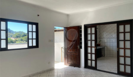 Casa para alugar com 4 quartos, sendo 1 suíte,  em Chácara Cabuçu, Guarulhos, SP