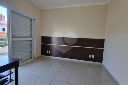 Casa à venda ou para alugar com 3 quartos, sendo 1 suíte,  no condomínio Residencial Villa dos Inglezes, Sorocaba - SP