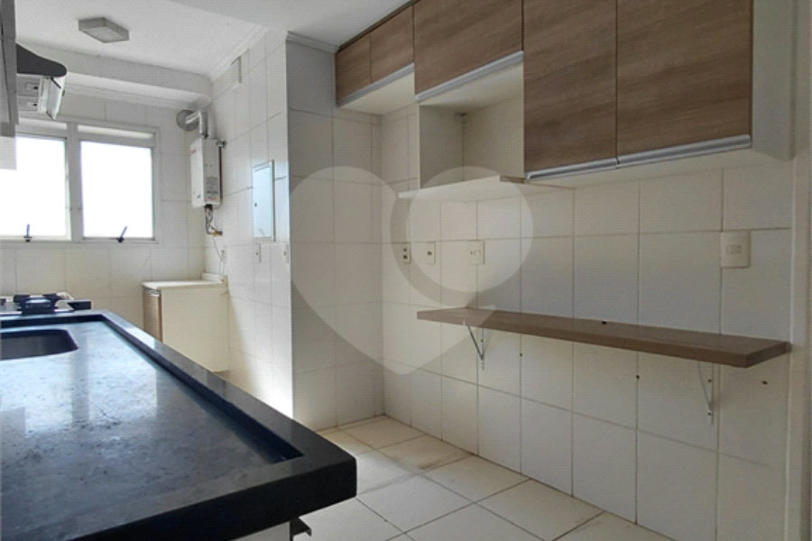 Apartamento à venda ou para alugar com 3 quartos, sendo 1 suíte, em Vila Guarani, São Paulo, SP