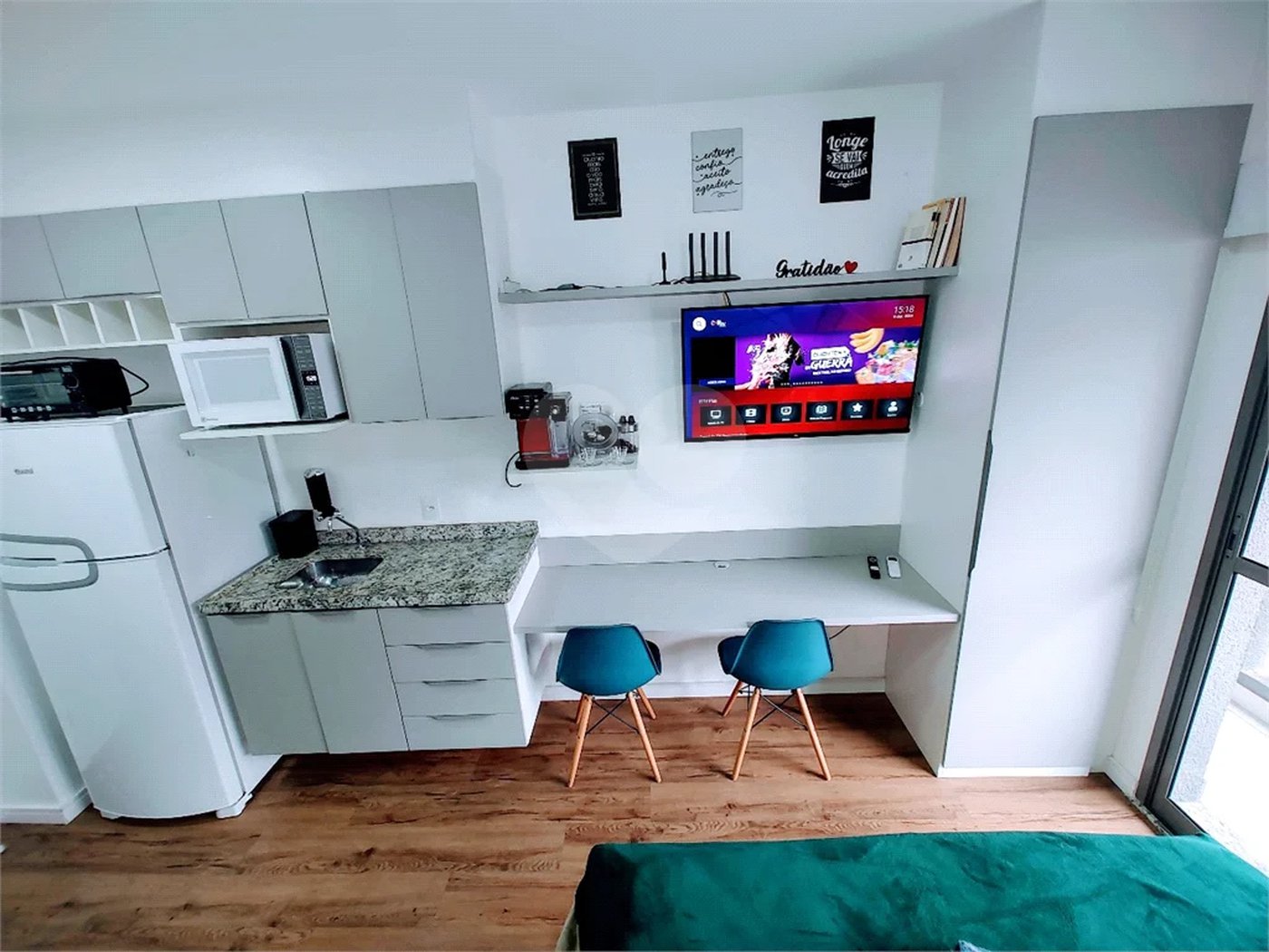 Studio Mobiliado na República – 22m² com Varanda