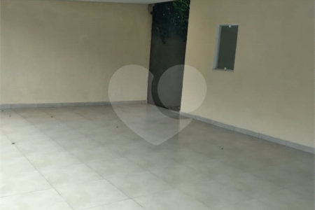 Casa à venda com 4 suítes no condomínio Saint Thomás Rua Uruana,9, Carapicuíba - SP