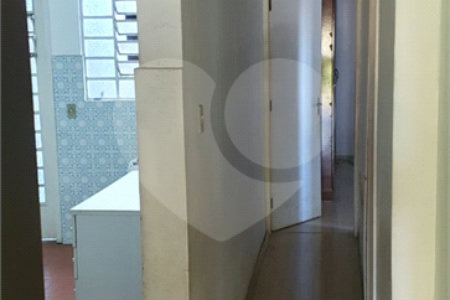 Casa Térrea à venda com 4 quartos, sendo 1 suíte, em Vila Albertina, São Paulo, SP
