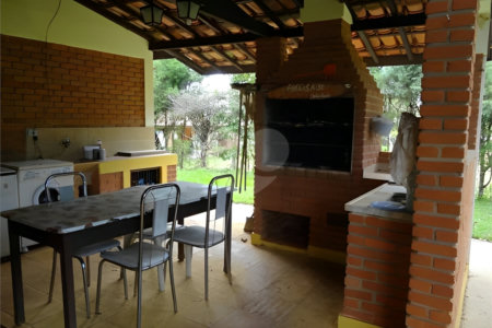 Chácara à venda com 3 quartos, sendo 1 suíte, em Morada do Sol, Sarapuí, SP