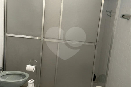 Sobrado à venda com 5 quartos, sendo 2 suítes, em Vila Cordeiro, São Paulo, SP