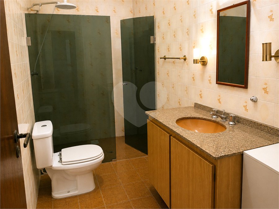 Casa à venda com 4 quartos, sendo 2 suítes,  em Jardim Bela Vista, Santo André, SP