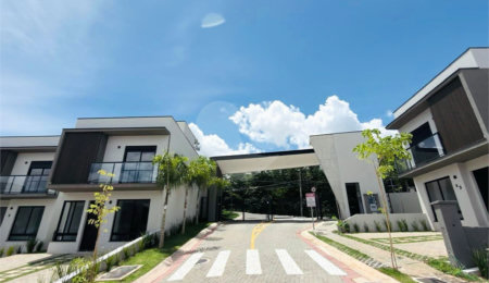 Casa à venda ou para alugar com 3 suítes em Caixa D´água, Vinhedo, SP