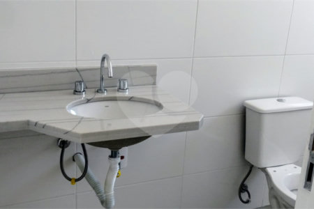 Apartamento à venda com 2 quartos, sendo 1 suíte, em Vila Osasco, Osasco, SP