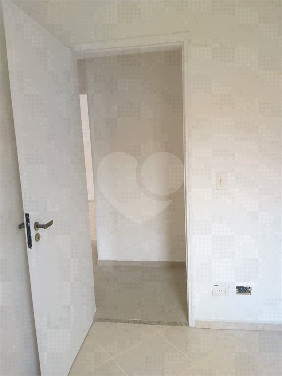Apartamento à venda com 3 quartos, sendo 1 suíte, em Pinheirinho, Vinhedo, SP