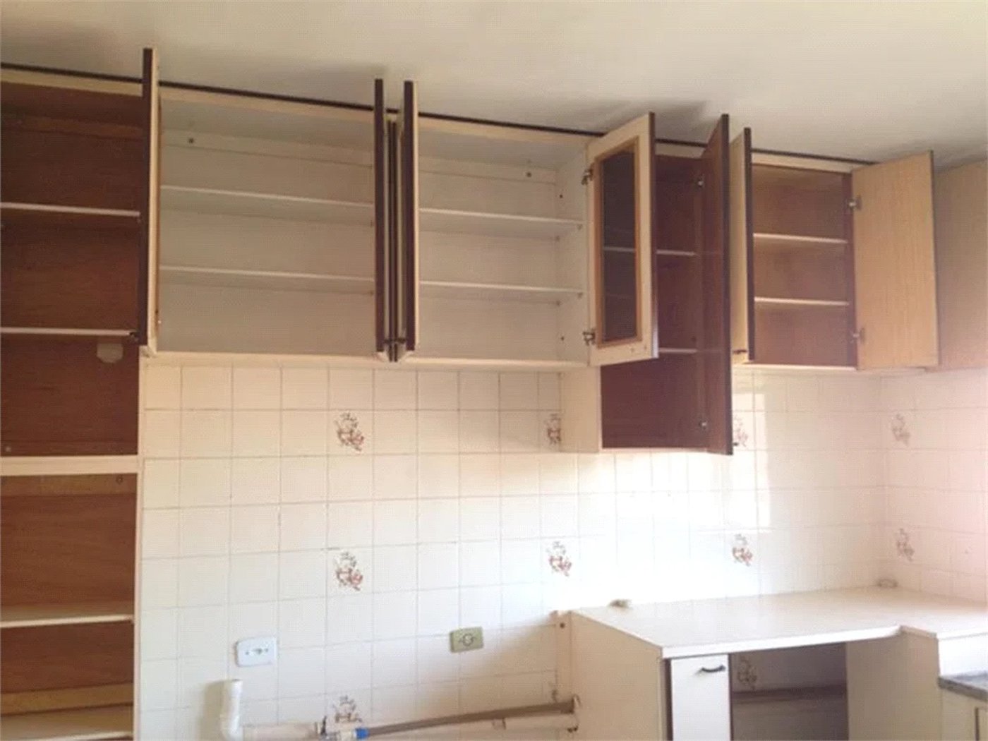 Sobrado à venda com 4 quartos, sendo 2 suítes, em Jardim Bonfiglioli, São Paulo, SP