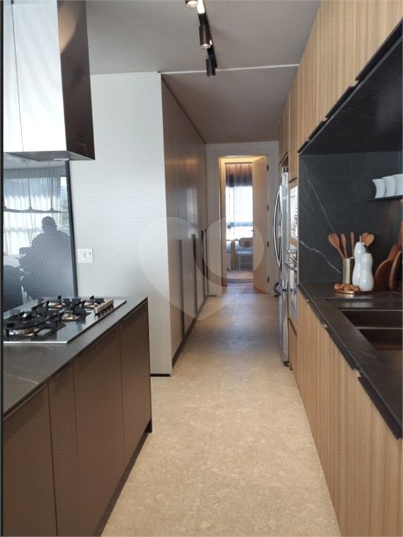 Apartamento à venda com 3 suítes em Jardim Paulista, São Paulo, SP