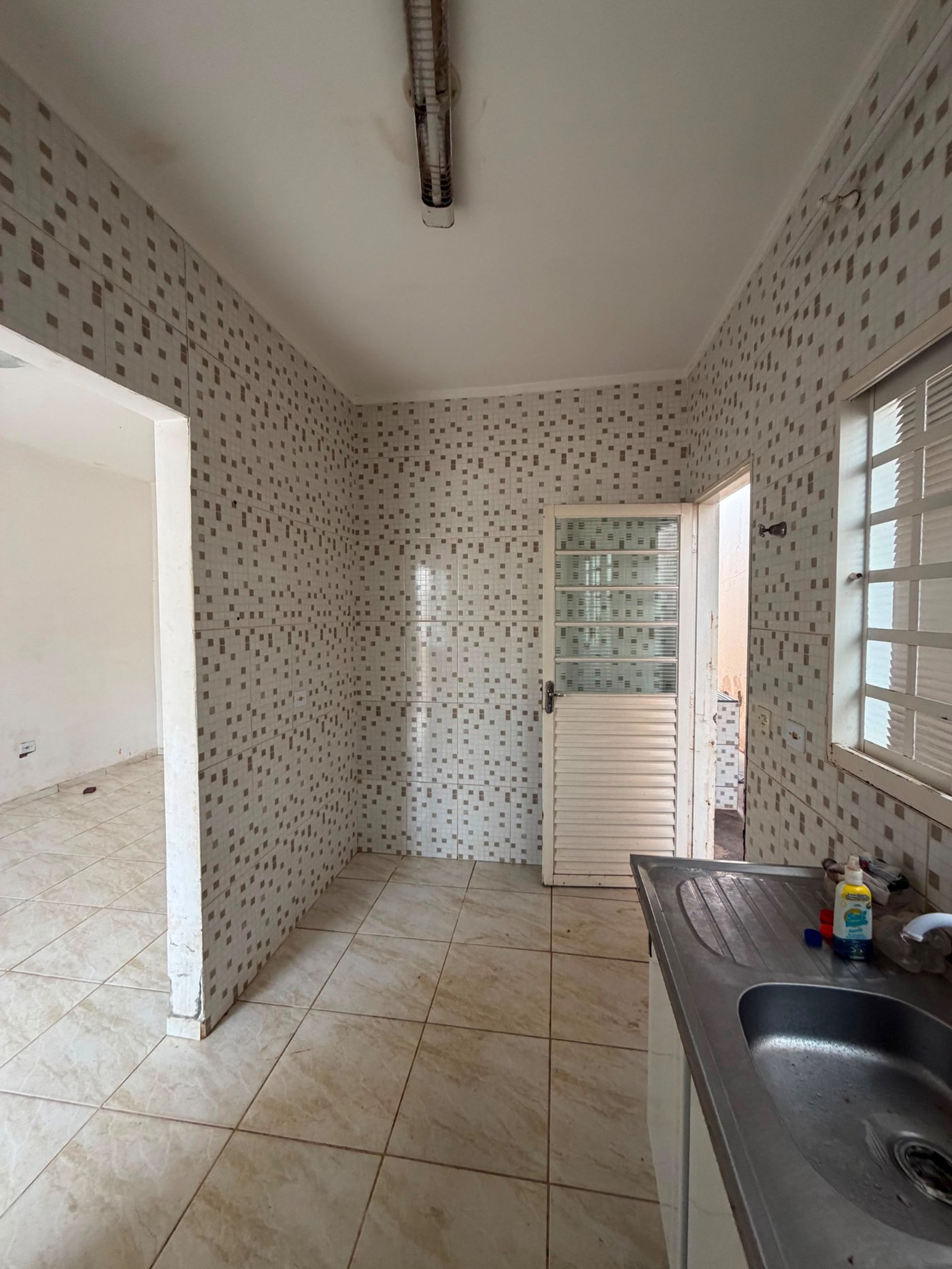 Casa para alugar com 2 quartos em São Carlos, Três Lagoas, MS