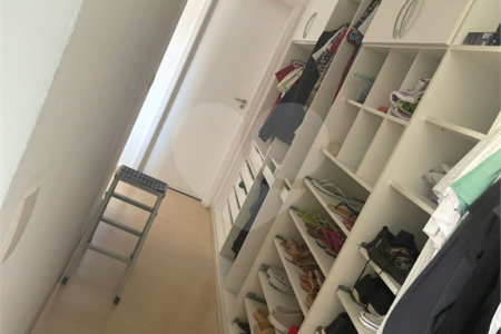 Casa à venda com 3 suítes no condomínio Valença, Sorocaba - SP