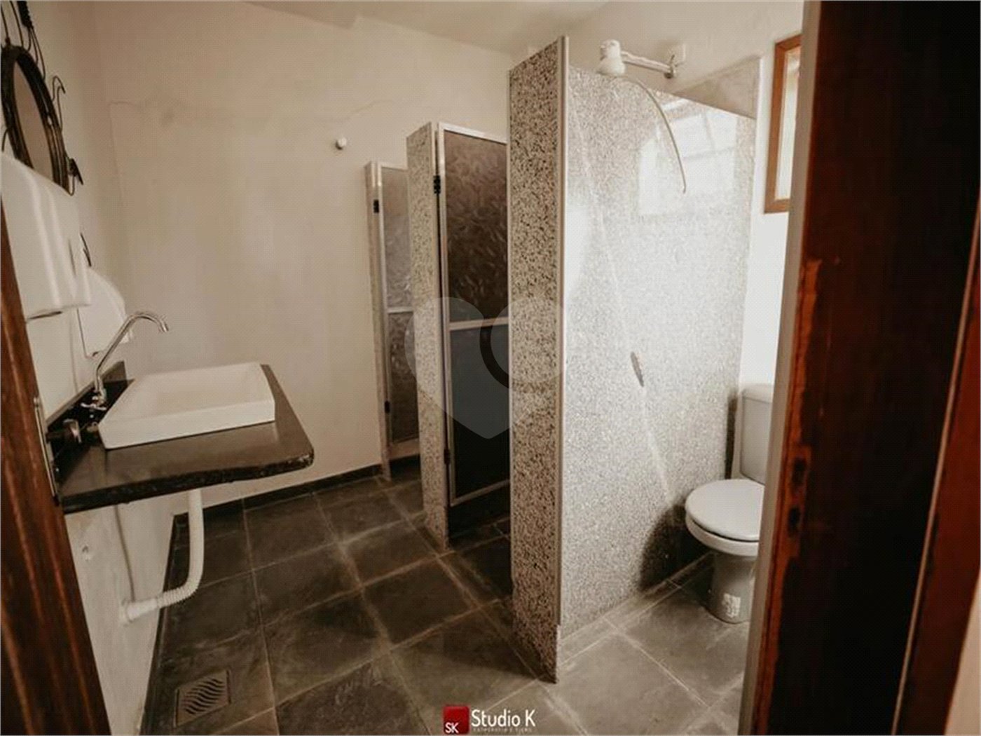 Chácara à venda com 10 quartos, sendo 2 suítes, em Mombaça, São Roque, SP
