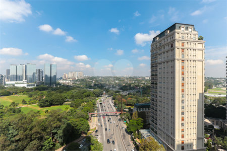 Apartamento à venda com 4 suítes em Cidade Jardim, São Paulo, SP