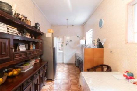 Casa à venda com 3 quartos, sendo 1 suíte, em Alto da Lapa, São Paulo, SP