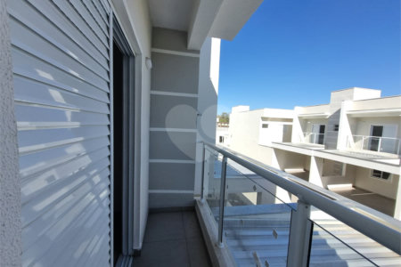 Casa à venda com 2 suítes no condomínio Residencial Américo Figueiredo, Sorocaba - SP