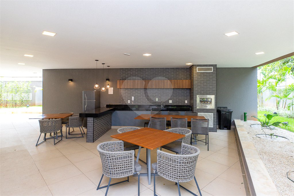 Apartamento à venda com 3 quartos, sendo 1 suíte,  em Chácara Flora, São Paulo, SP