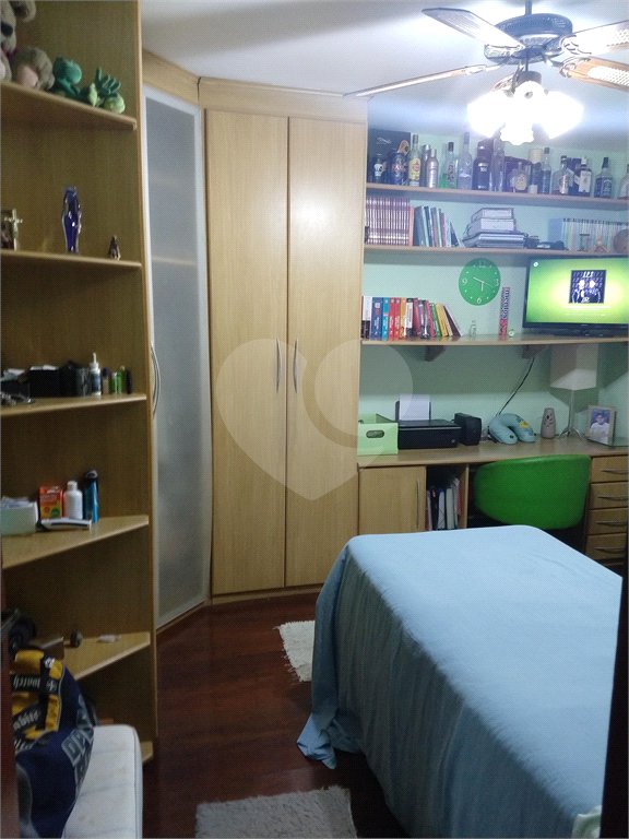 Casa à venda com 3 quartos, sendo 1 suíte,  em Vila Oliveira, Mogi das Cruzes, SP