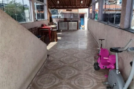 Casa à venda com 2 suítes em Jardim Soraia, São Paulo, SP