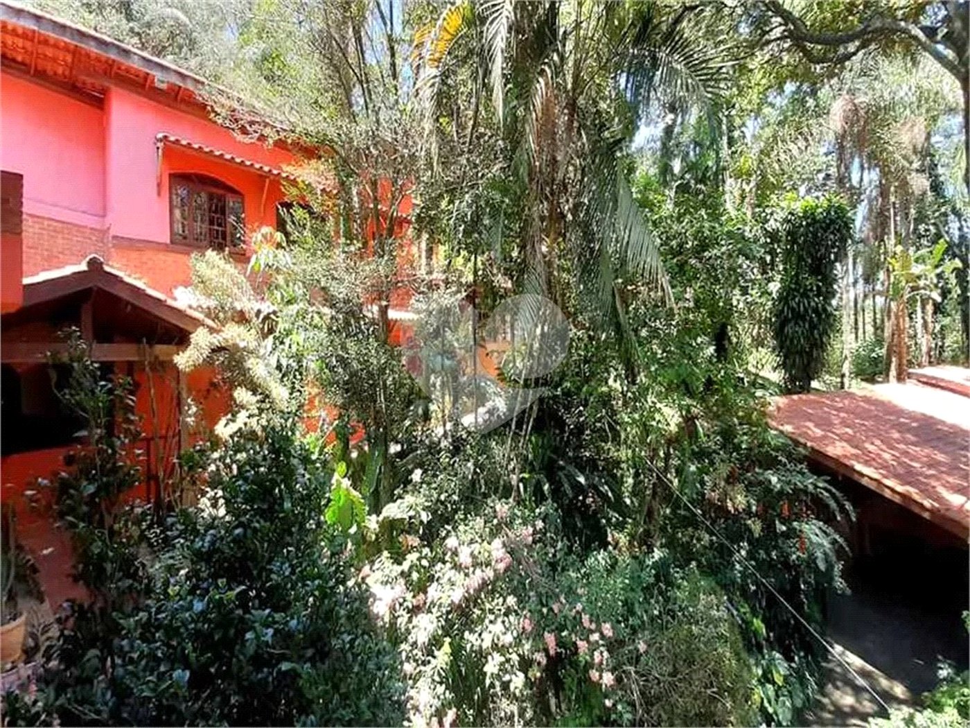 Casa Térrea à venda com 5 quartos, sendo 4 suítes, em Serra da Cantareira, Mairiporã, SP
