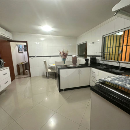 Casa à venda ou para alugar com 3 quartos, sendo 1 suíte,  em Jardim Vivan, São Paulo, SP
