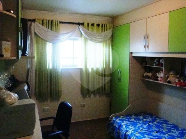 Sobrado à venda com 4 quartos, sendo 3 suítes,  em Água Fria, São Paulo, SP