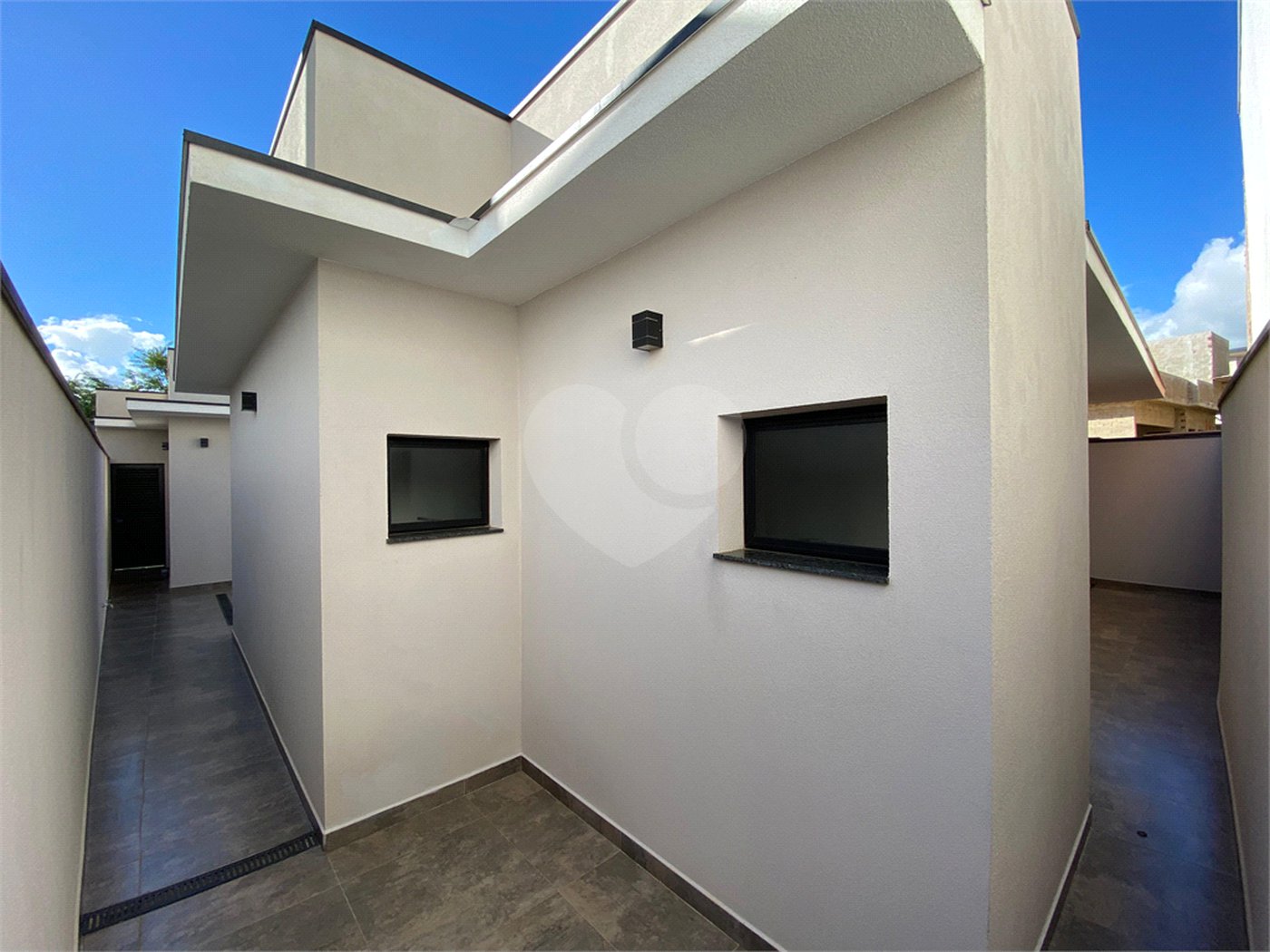 Casa à venda com 3 suítes no condomínio Lagos D Icaraí, Salto - SP