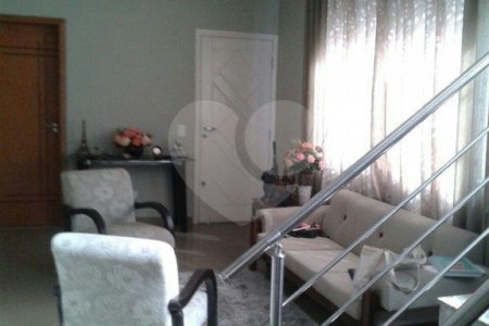 Casa à venda com 4 quartos, sendo 3 suítes, em Barra Funda, São Paulo, SP