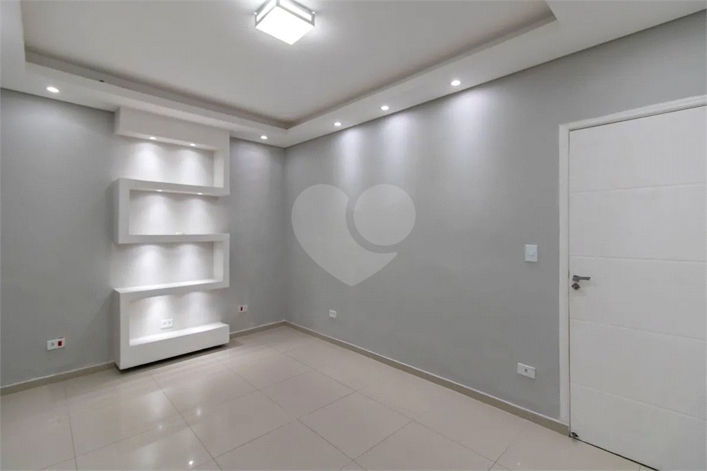 Casa à venda com 3 quartos, sendo 1 suíte, em Parque Santo Antônio, Guarulhos, SP