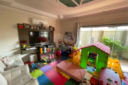 Casa para venda na Vila Carmem