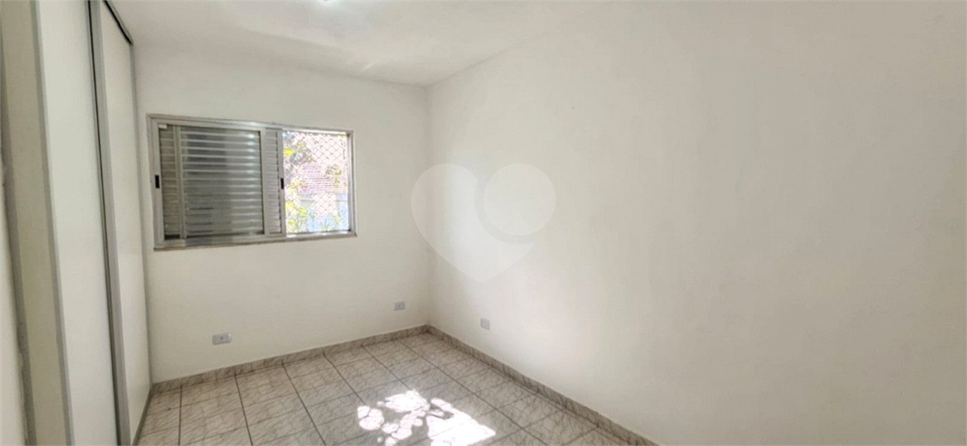 Sobrado à venda com 5 quartos, sendo 1 suíte, em Interlagos, São Paulo, SP