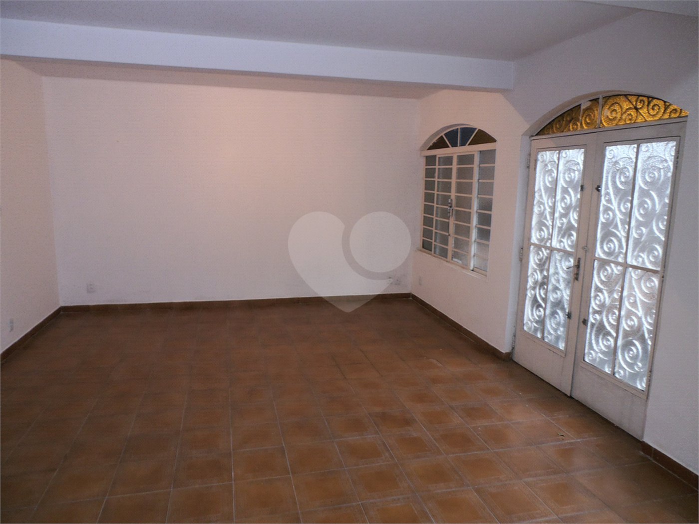 Sobrado à venda ou para alugar com 4 quartos, sendo 1 suíte, em Vila Butantã, São Paulo, SP
