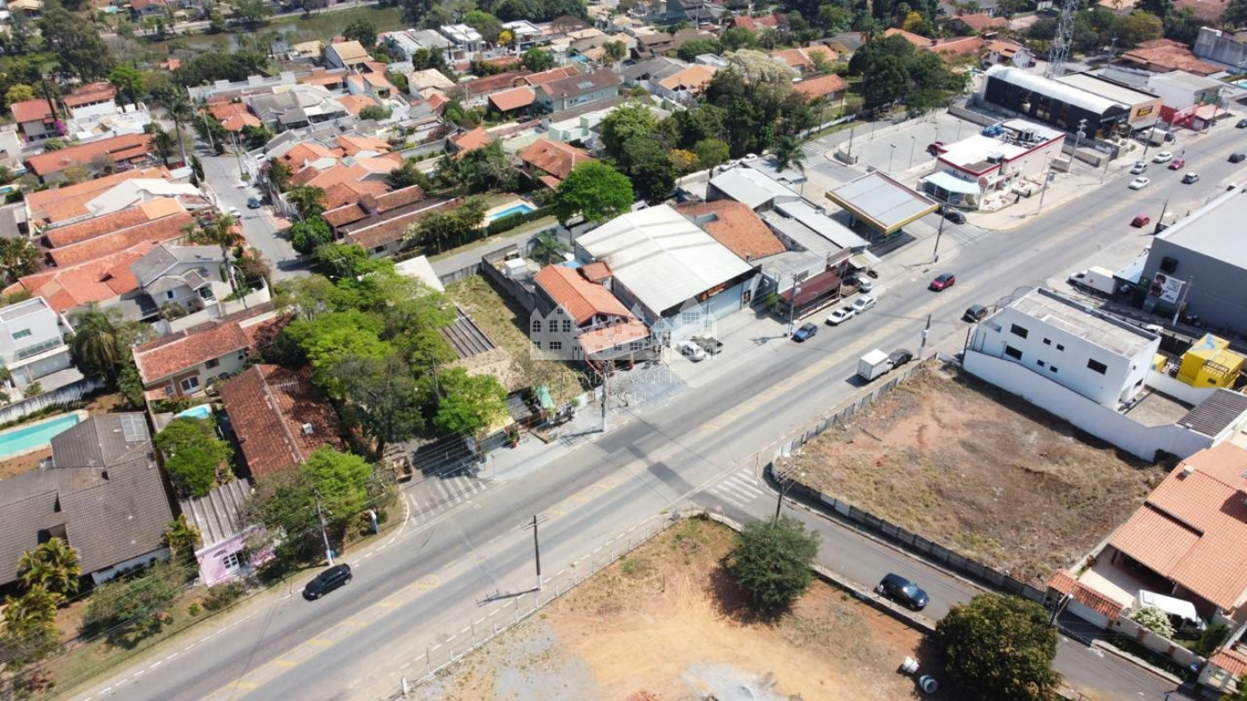 Terreno plano à venda ou locação na Alameda Lucas Nogueira Garcez – Vila Giglio, Atibaia