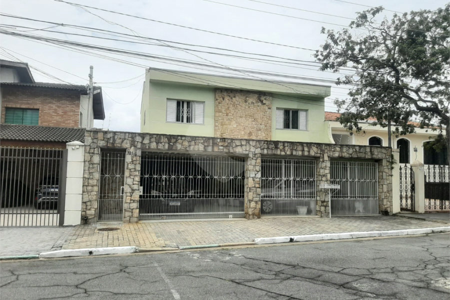 Sobrado à venda com 4 quartos, sendo 2 suítes, em Tremembé, São Paulo, SP