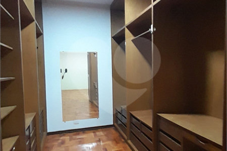 Sobrado para alugar com 5 quartos, sendo 3 suítes, em Jardim do Mar, São Bernardo do Campo, SP