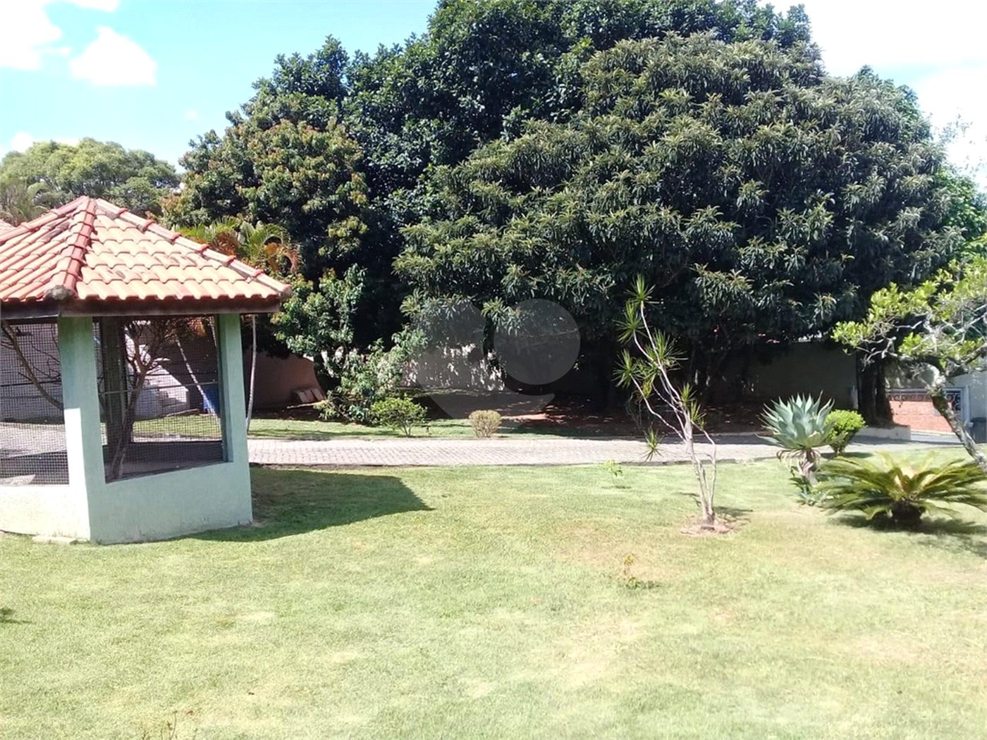 Casa à venda com 4 suítes em Jardim Residencial Santa Luiza, Atibaia, SP