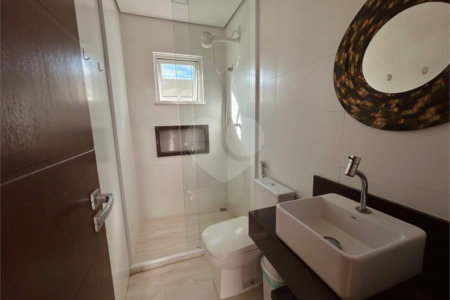 Casa à venda com 5 quartos, sendo 1 suíte, em Orla Norte, Porto Seguro, BA