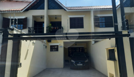 Sobrado à venda com 3 quartos, sendo 1 suíte,  em Tremembé, São Paulo, SP