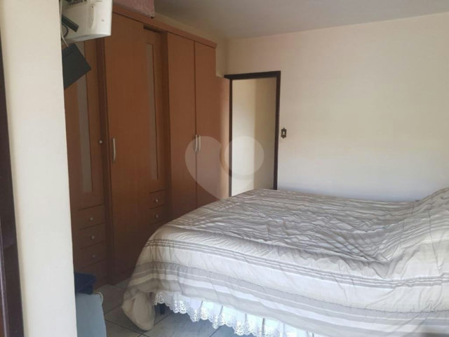 Sobrado à venda com 3 quartos, sendo 1 suíte,  em Parada Inglesa, São Paulo, SP