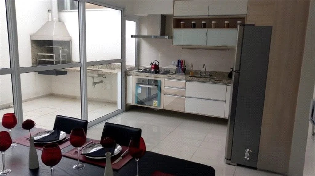 Sobrado na Vila Bertioga Mooca em condominio fechado à venda com 3 quartos, 3 suites, 4 vagas
