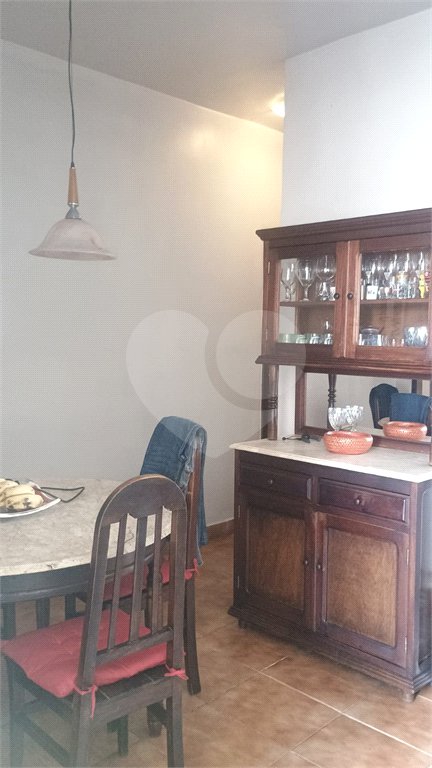 Casa à venda com 4 quartos em Santíssimo, Rio de Janeiro, RJ