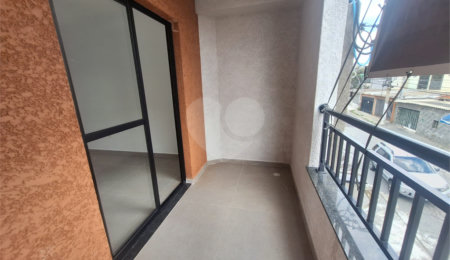 Casa à venda com 2 quartos no condomínio Ângelo Calandrino, São Paulo - SP