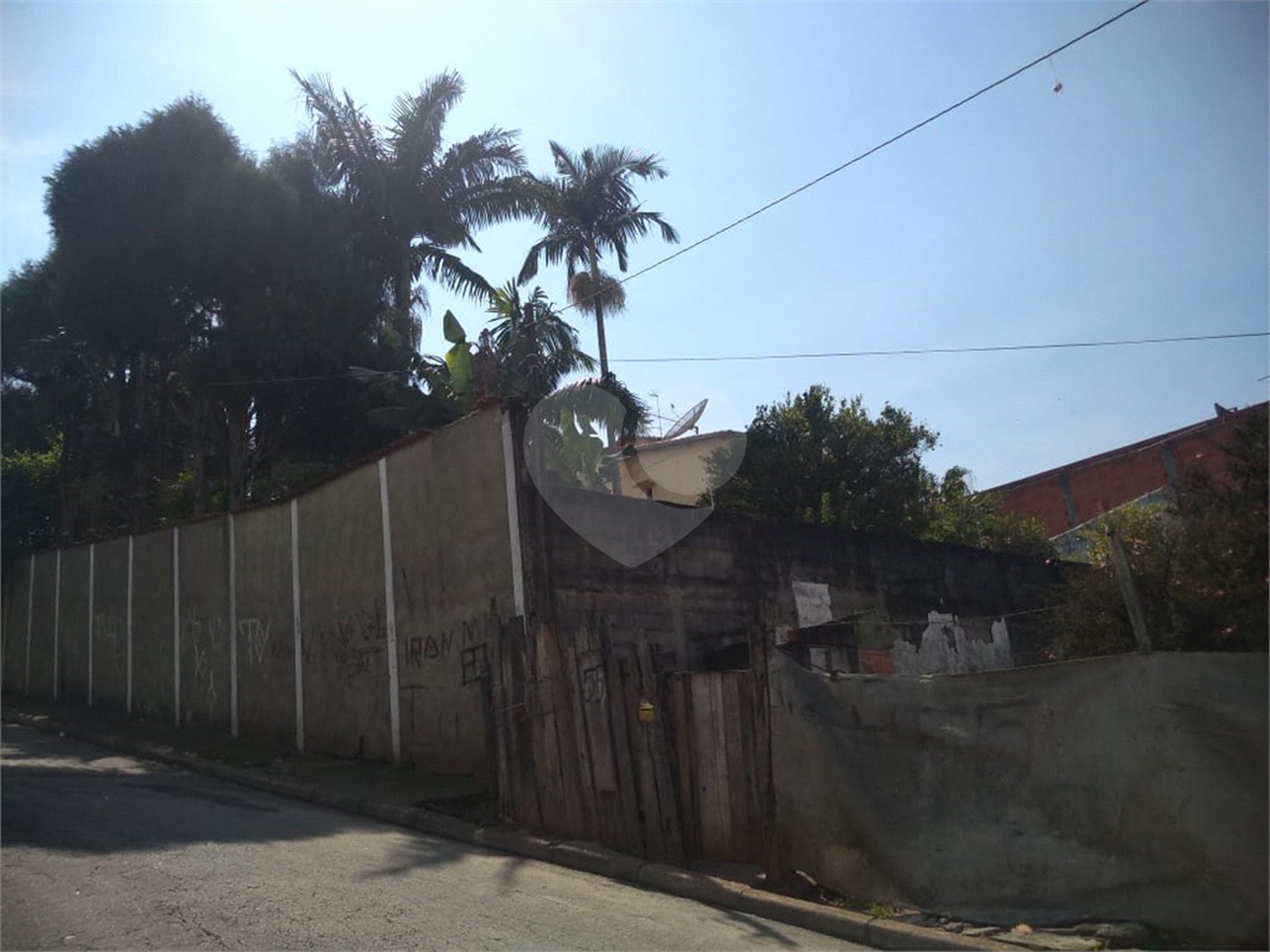 Casa à venda com 3 quartos, sendo 1 suíte,  em Vila Oliveira, Mogi das Cruzes, SP