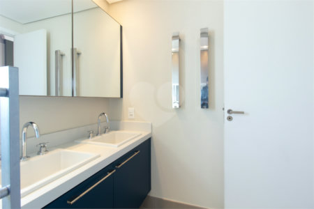 Apartamento à venda com 3 suítes em Brooklin, São Paulo, SP