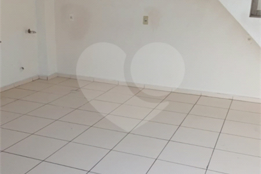 Sobrado à venda com 3 quartos em Sapopemba, São Paulo, SP