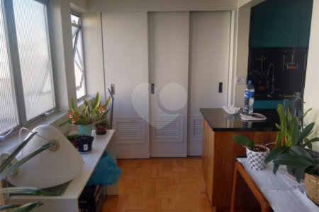 Apartamento à venda com 2 quartos, sendo 1 suíte, em Cerqueira César, São Paulo, SP