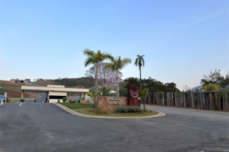 Terreno à venda no condomínio Portal Lamis I, Atibaia - SP